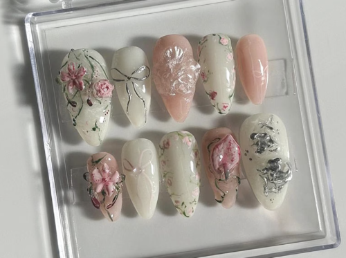 3D nails from Etsy